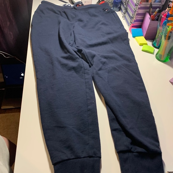 Tommy Hilfiger Sweats - Picture 4 of 5